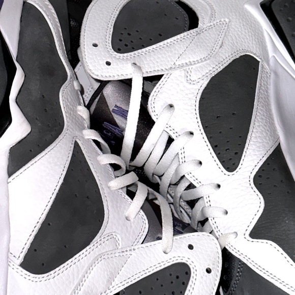 Brand new Jordan's flint additions